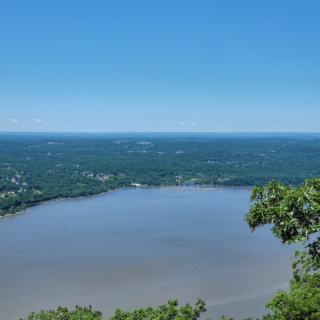 Breakneck Ridge Trailhead 2
