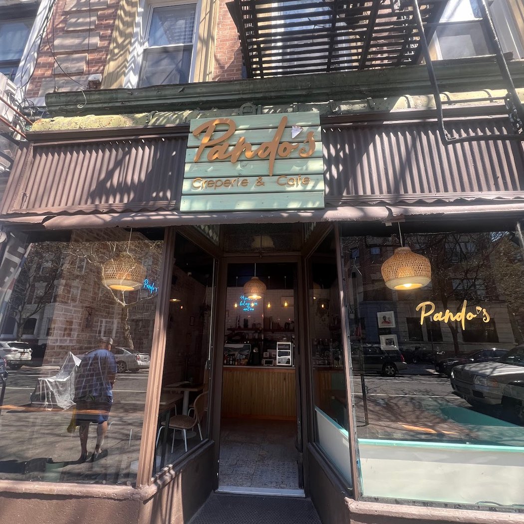 Pando’s Creperie & Cafe 2