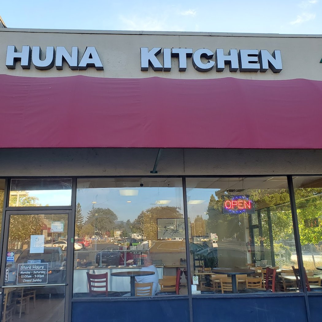 Huna Kitchen 3