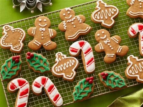 Gingerbread Decorating Class 1