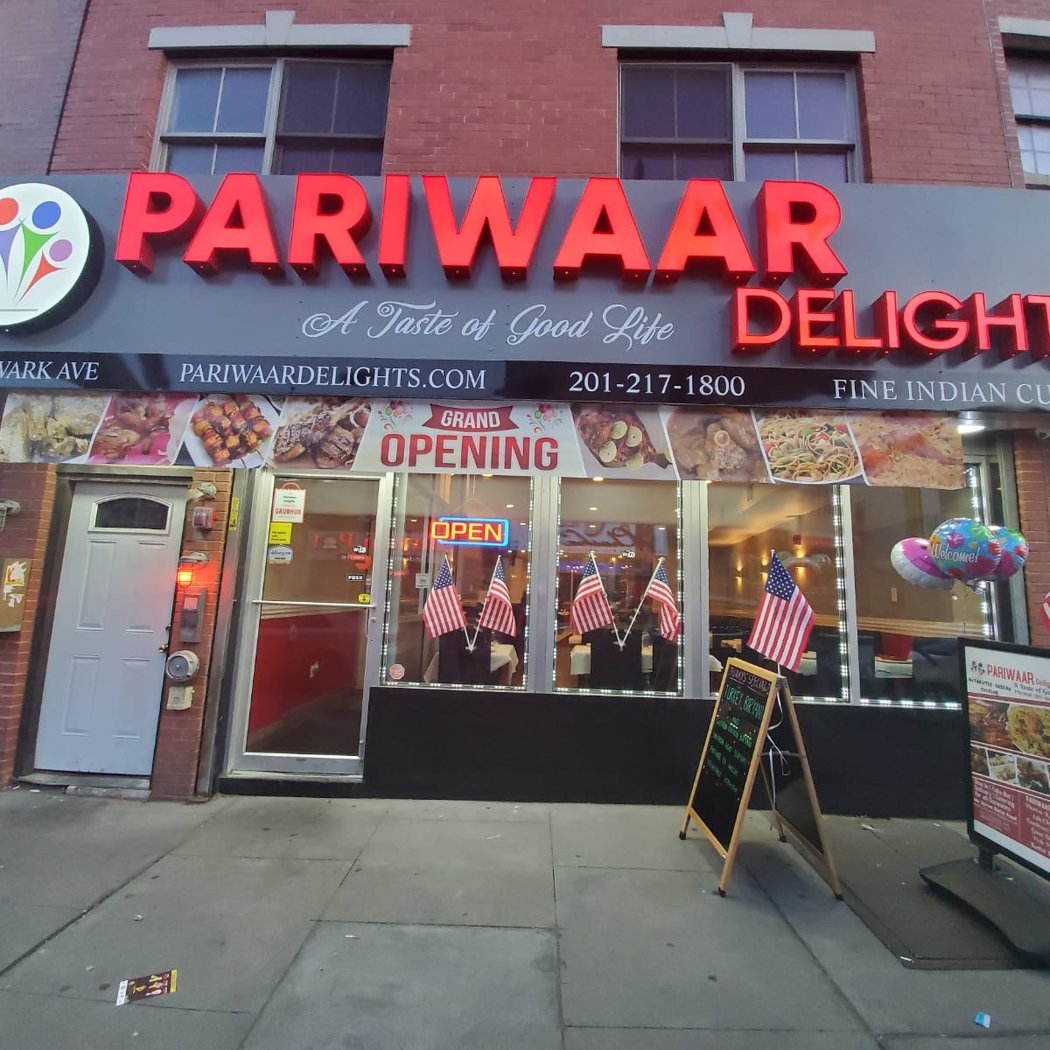 Pariwaar Delights - The King of Biryani's 3