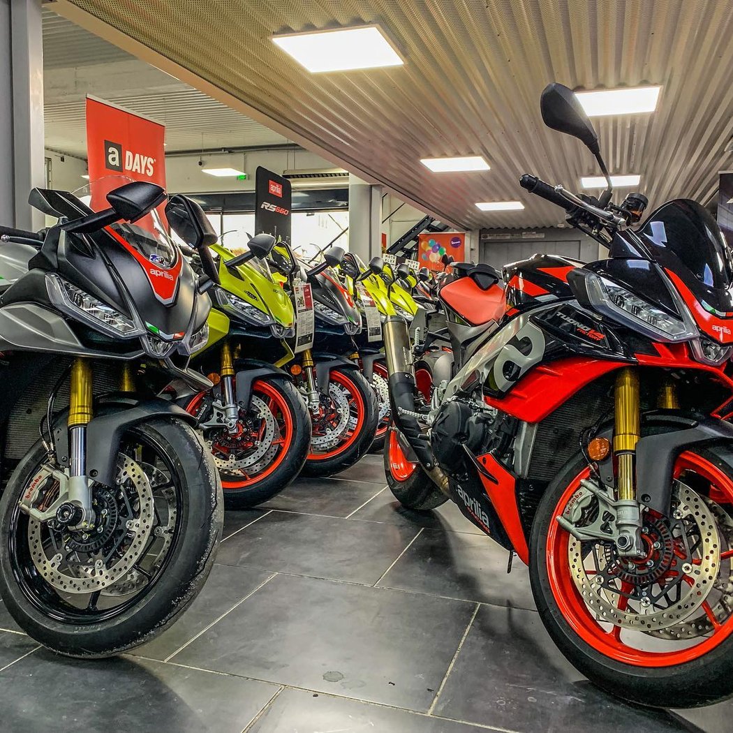 Showroom Motoplex Cergy 95 1