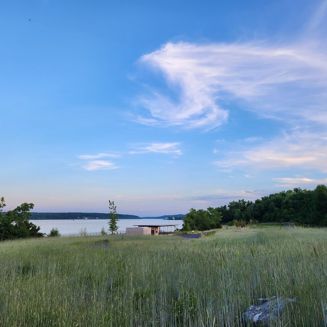 Hudson River Brickyard Trail - East Kingston Trailhead 2