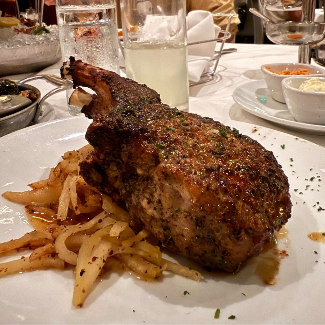 Fleming’s Prime Steakhouse & Wine Bar 3