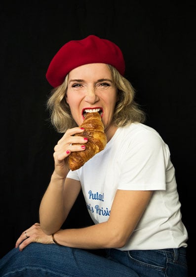 Oh My God She's Parisian! 3