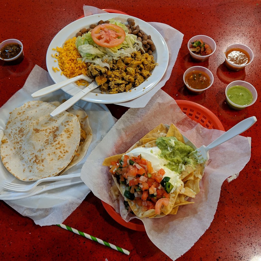 Taqueria Los Cuñados 3