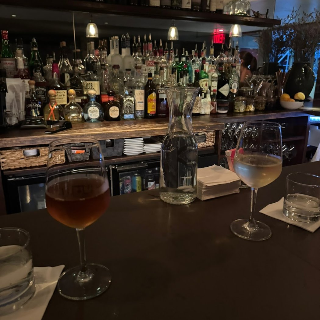8th Street Winecellar 2