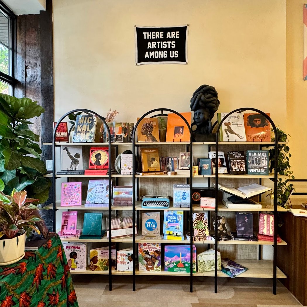 Gladys Books & Wine 4