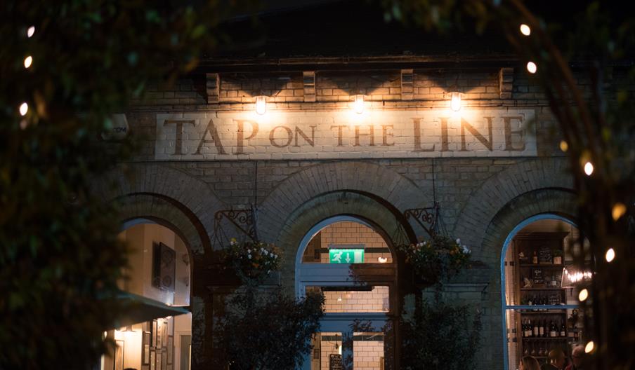 The Tap on the Line, Kew 3