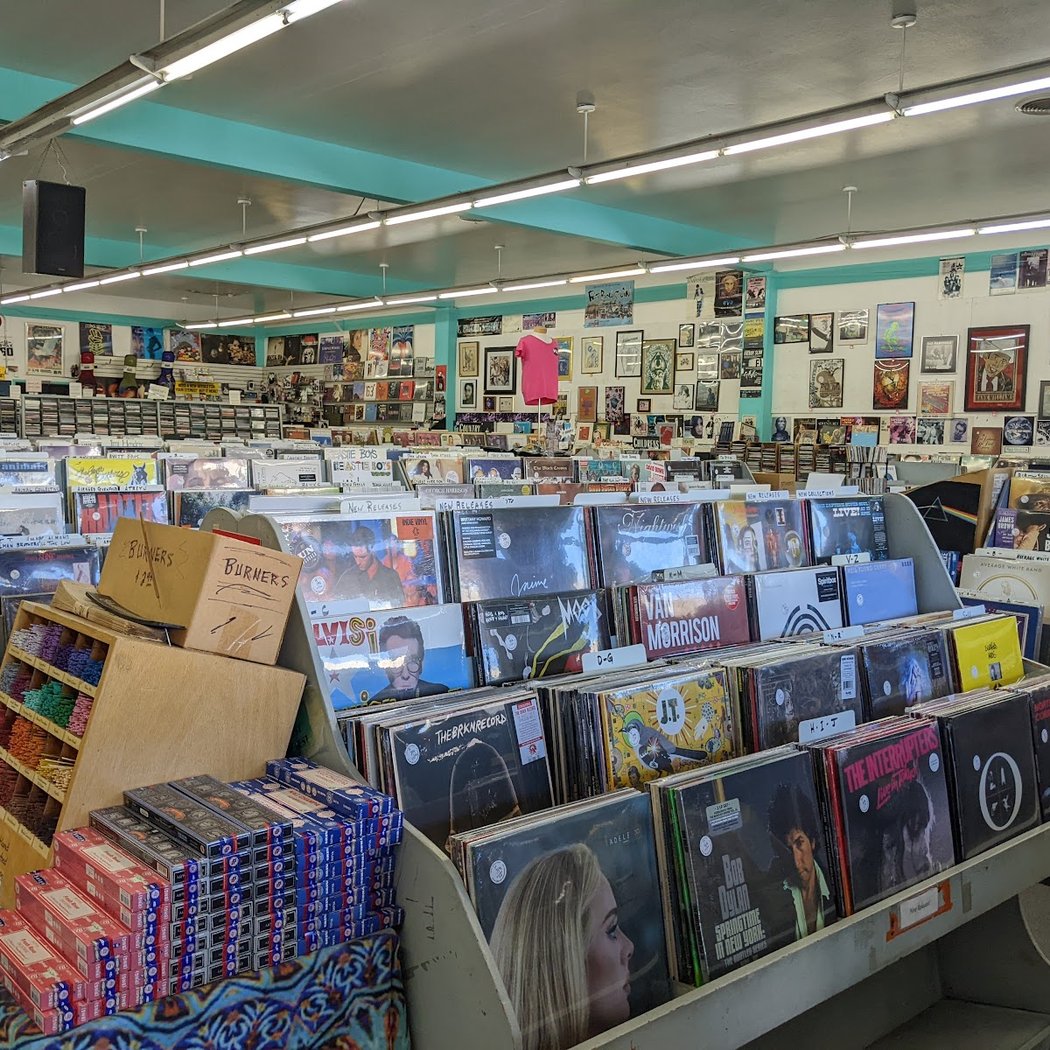 Vinyl Solution Records 1