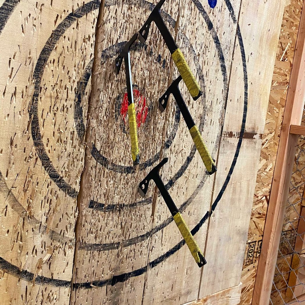AXEHOLE SJ- Axe Throwing San Jose 3