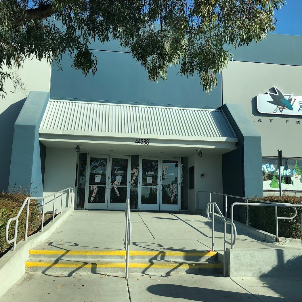 Sharks Ice at Fremont 2