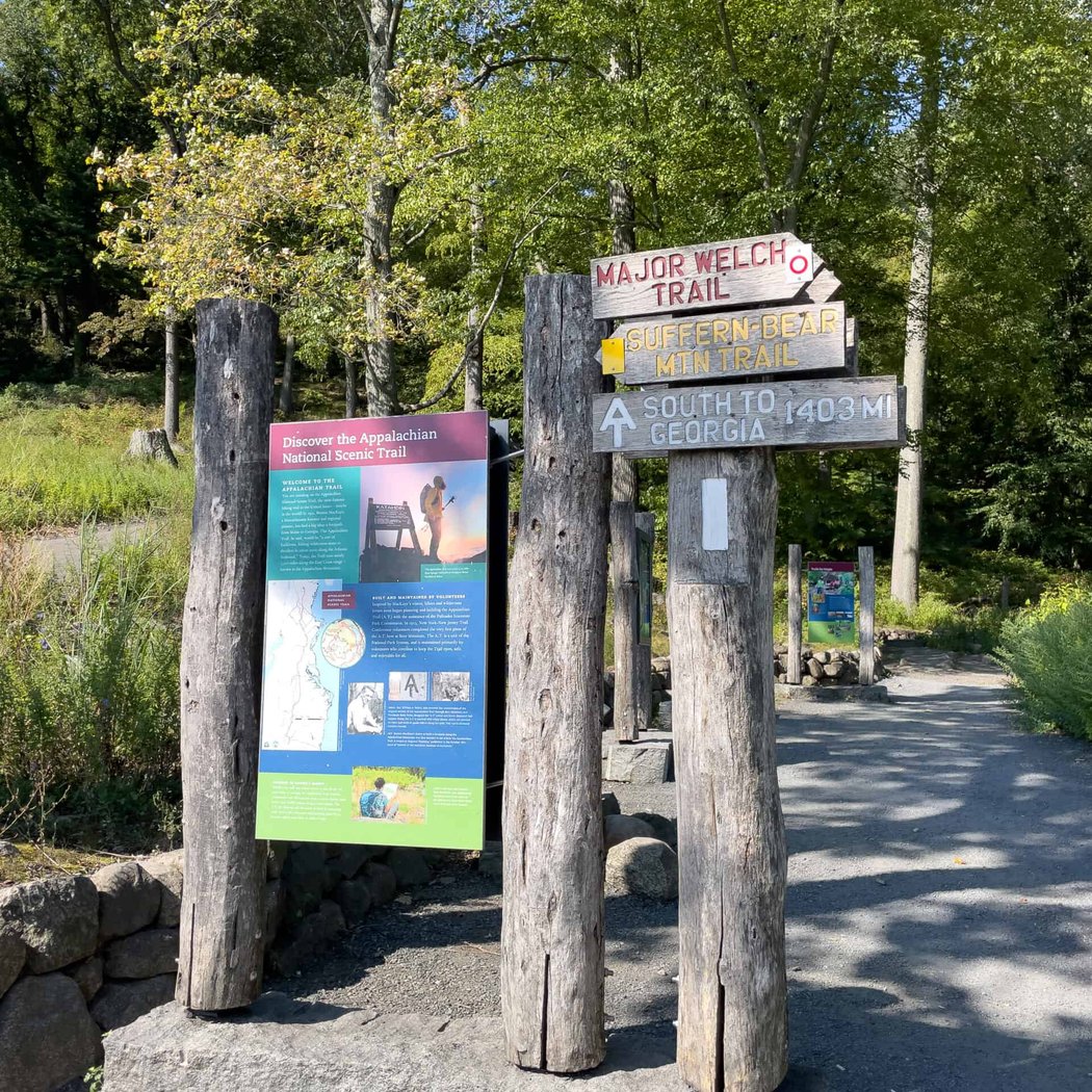Suffern Bear Mountain Trail Trailhead 5