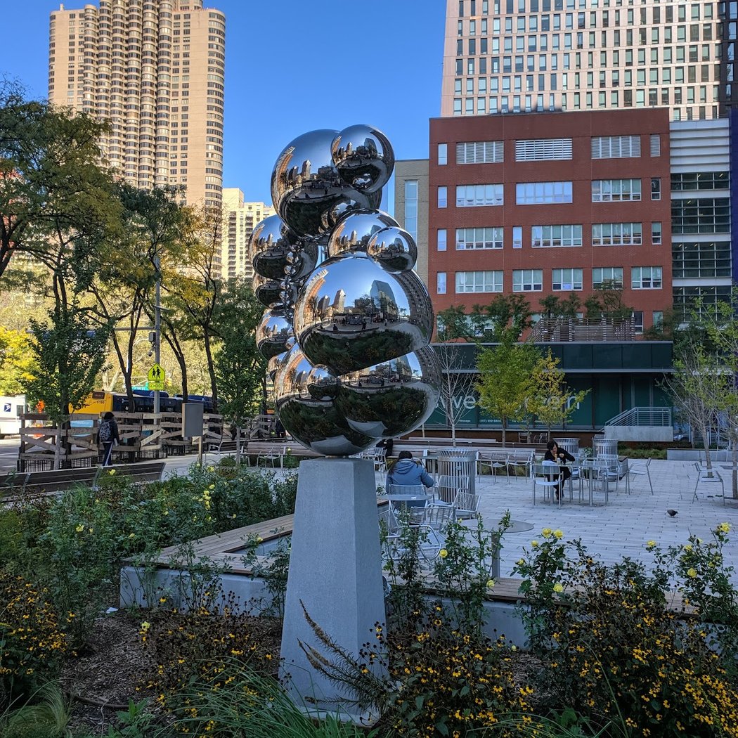 Public Plaza 401 E 34th St 3