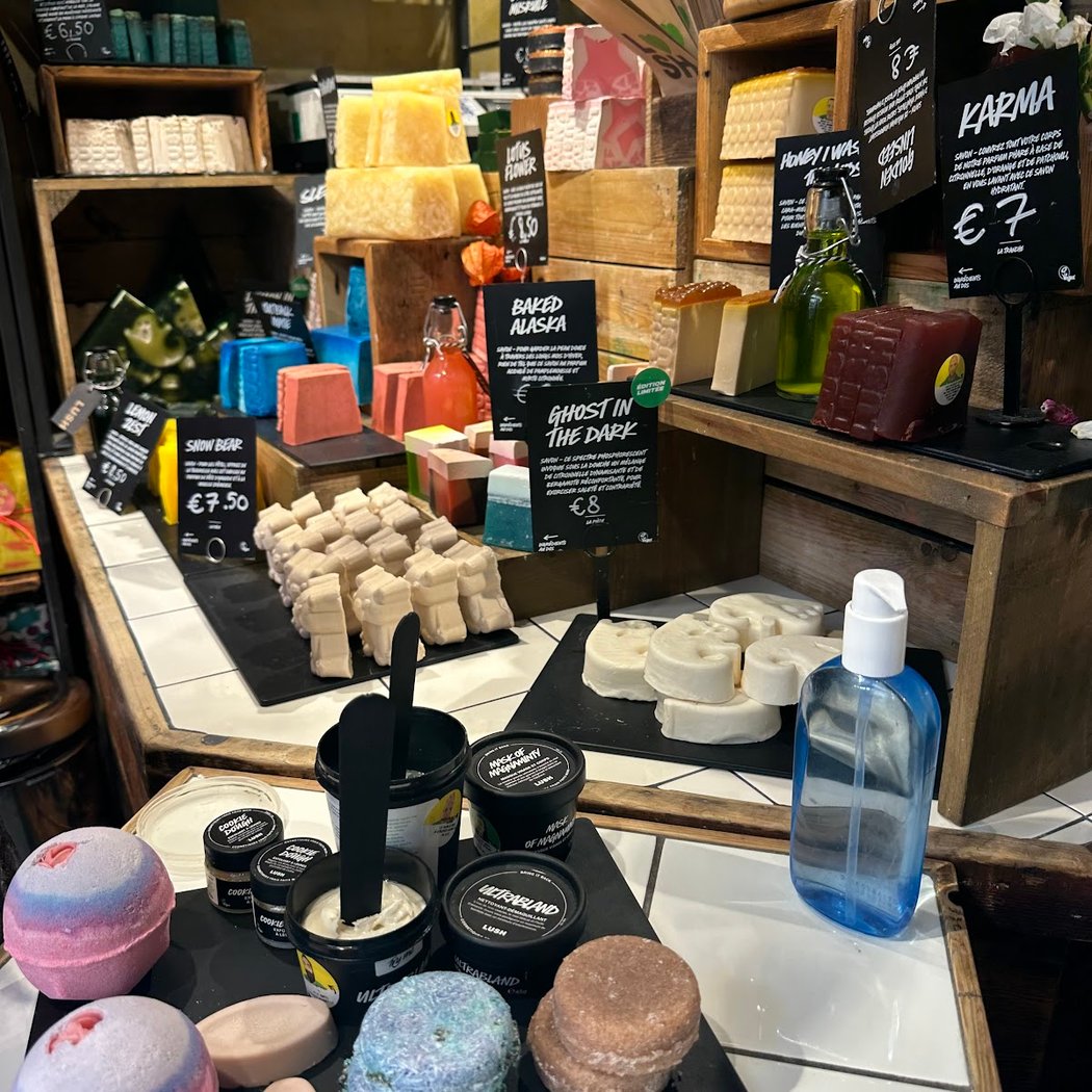Lush 1