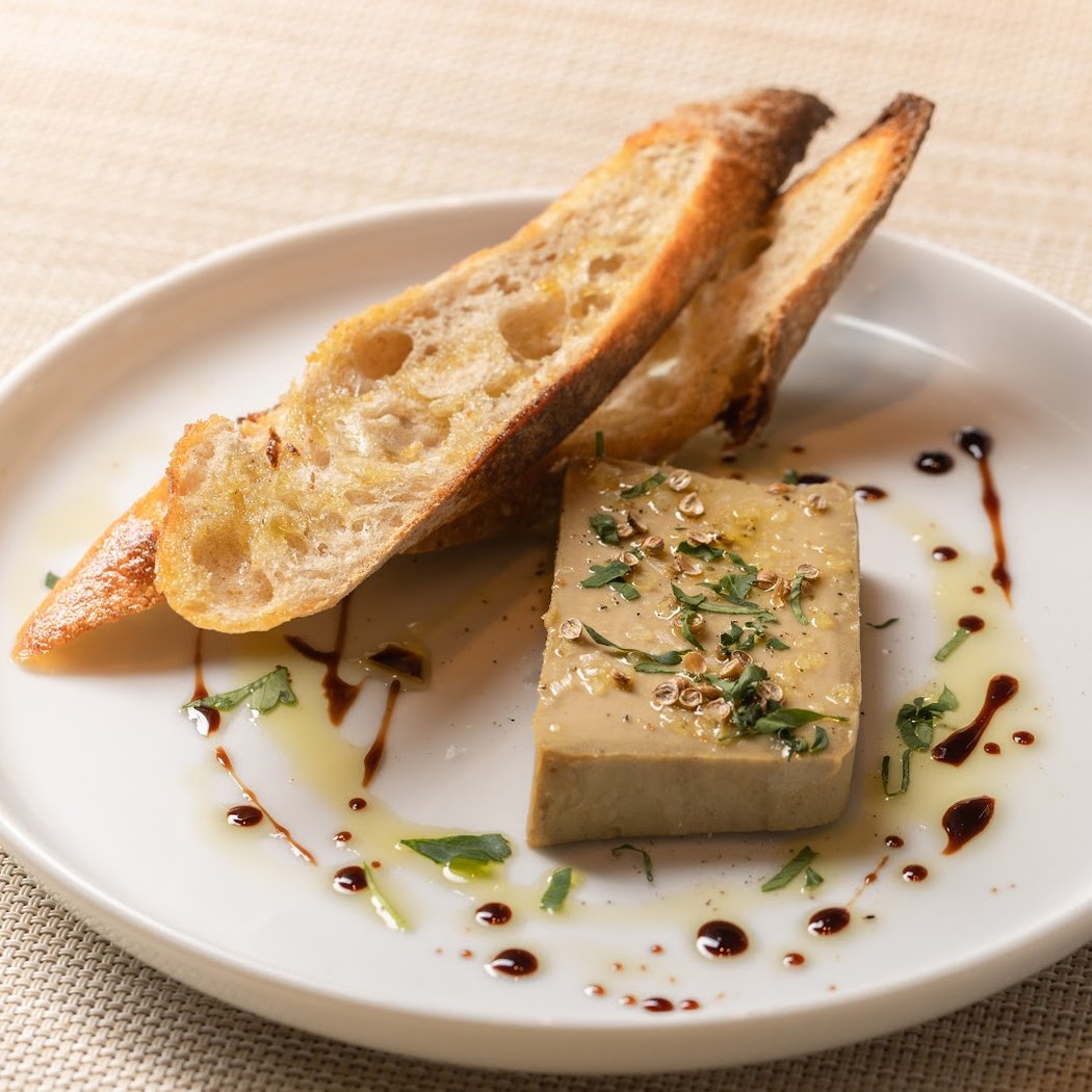 Heritage Grand Restaurant and Pizza Bar 3