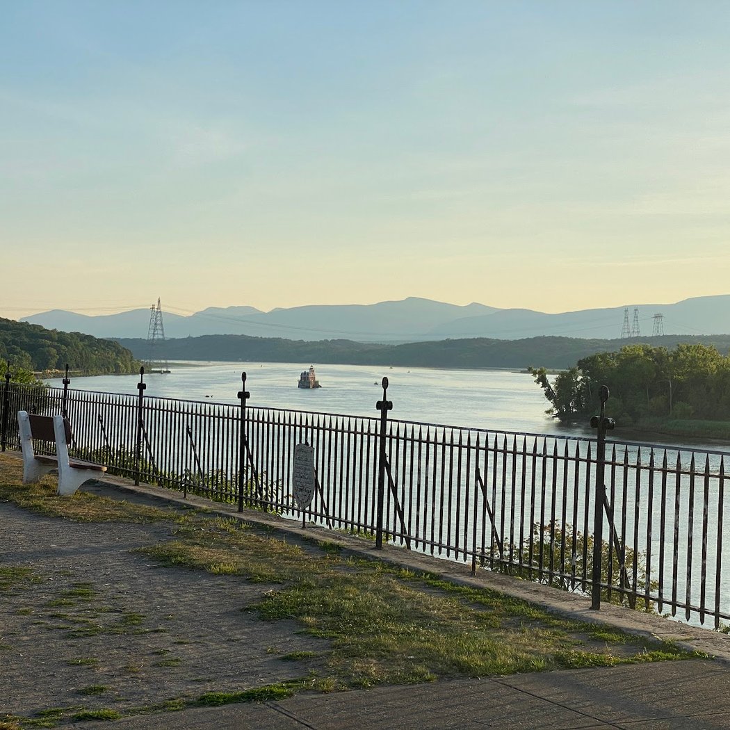 Promenade Hill Park 3