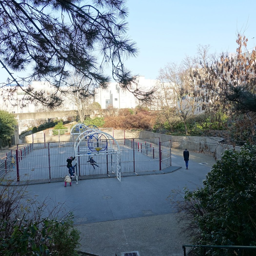 Square de la Roquette 2