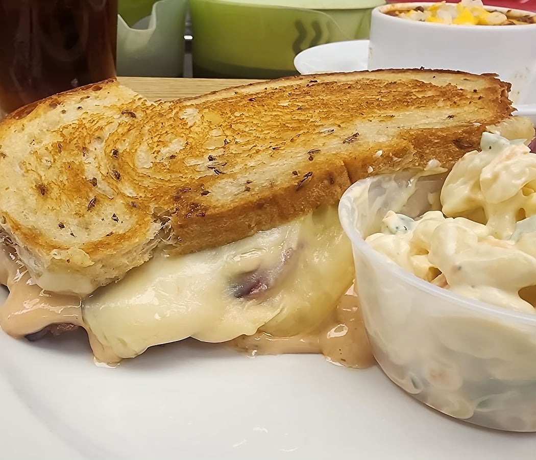 Frank's Deli & Restaurant 1