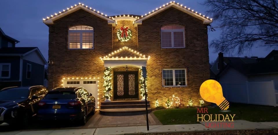 MR HOLIDAYS LIGHTING 3