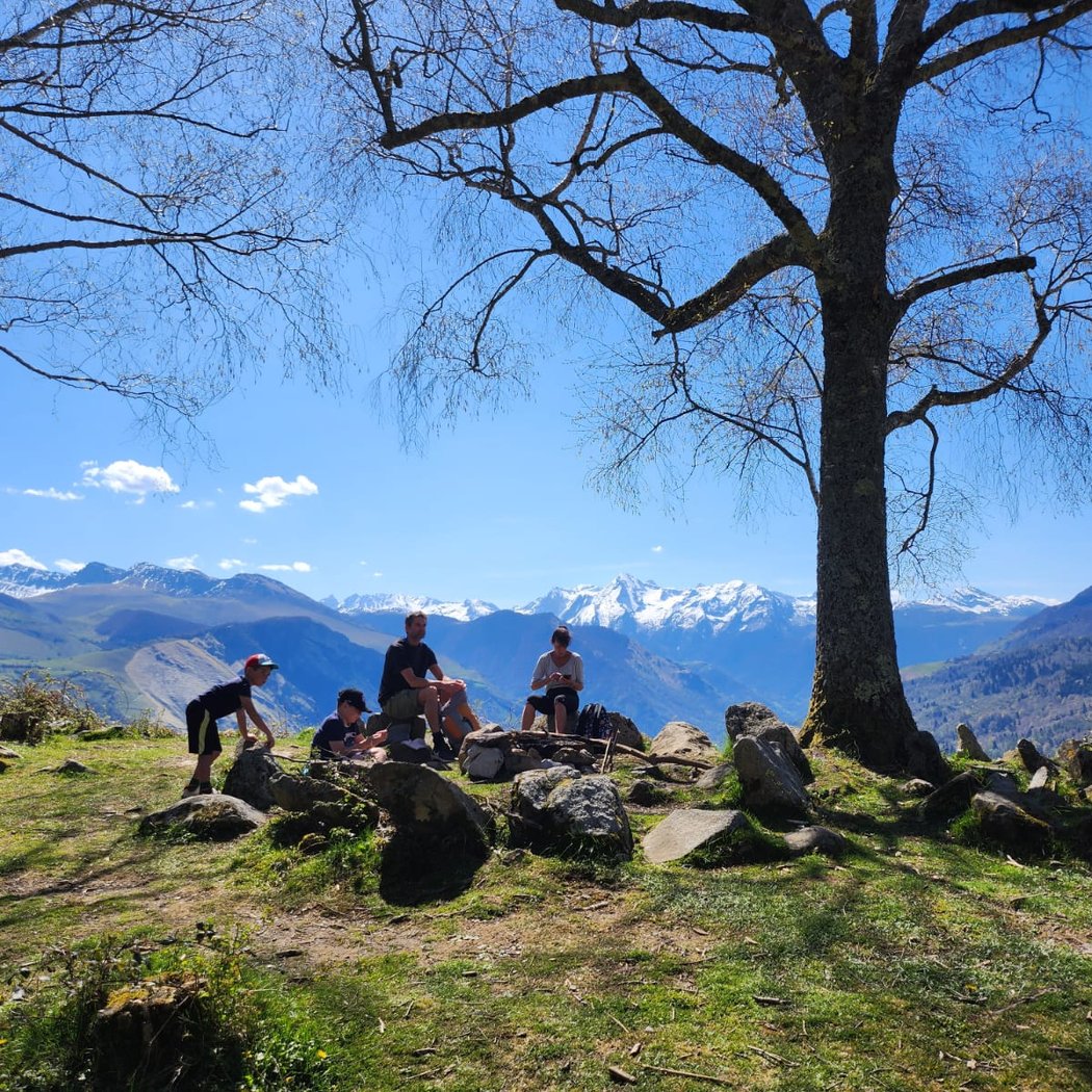 La Belle Escapade Pyrénées randos canoë kayak vélo bivouacs itinérance adultes familles entreprises EVJ Pau Pays Basque 1