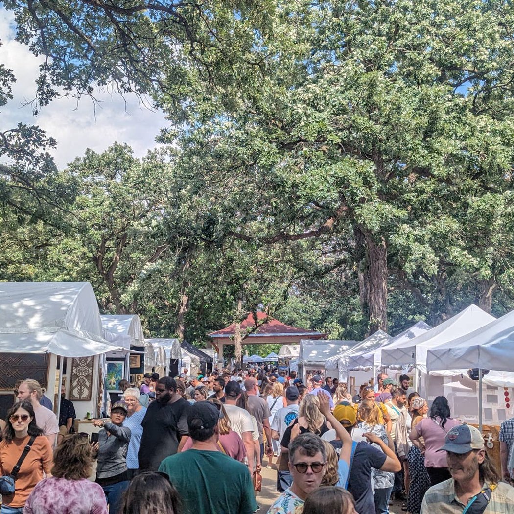 Minnehaha Falls Art Fair 3