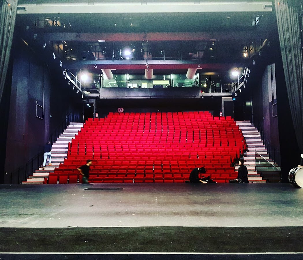 Centre dramatique régional de Tours 1