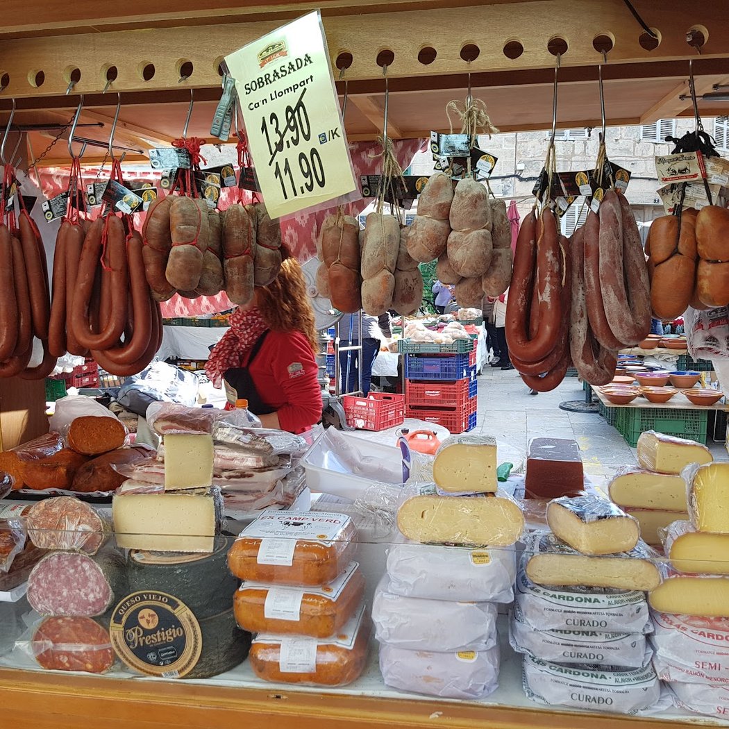 Mercat de Sineu: 700 anys d’historia
