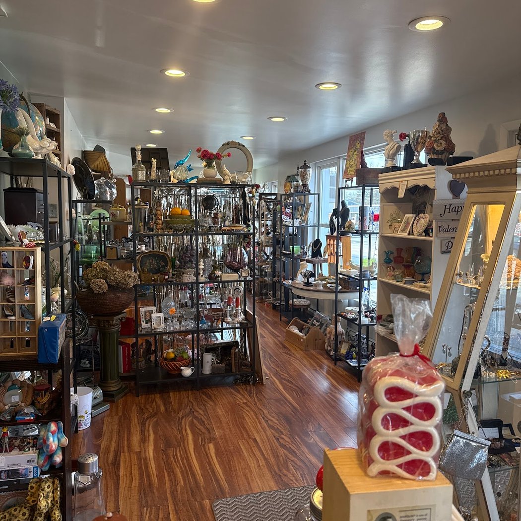 Found Vintage & Antiques 3