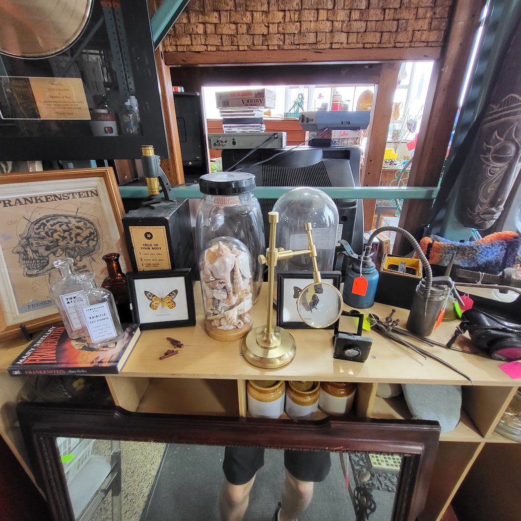 Stillwell Secondhand Furniture 1