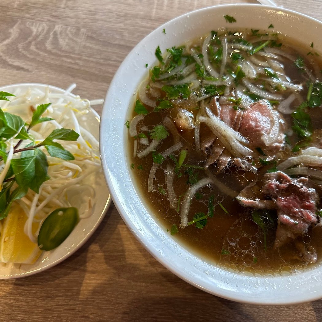 Pho Tai 1