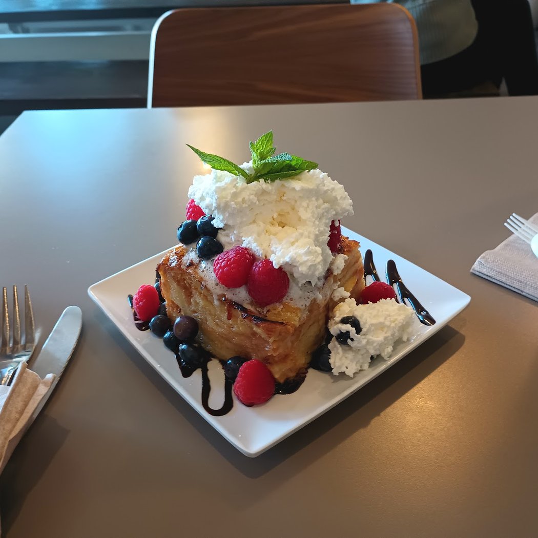Le Cafe du Soleil 1