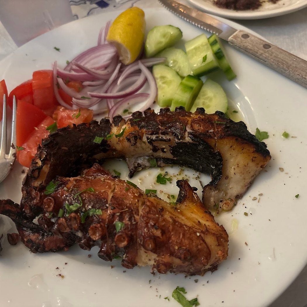 Gregory's 26 Corner Taverna 3