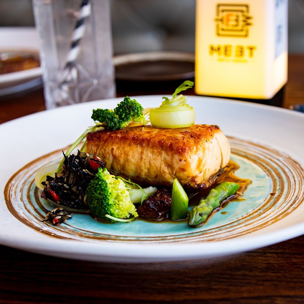 Meet Izakaya Ramen & Bar 1