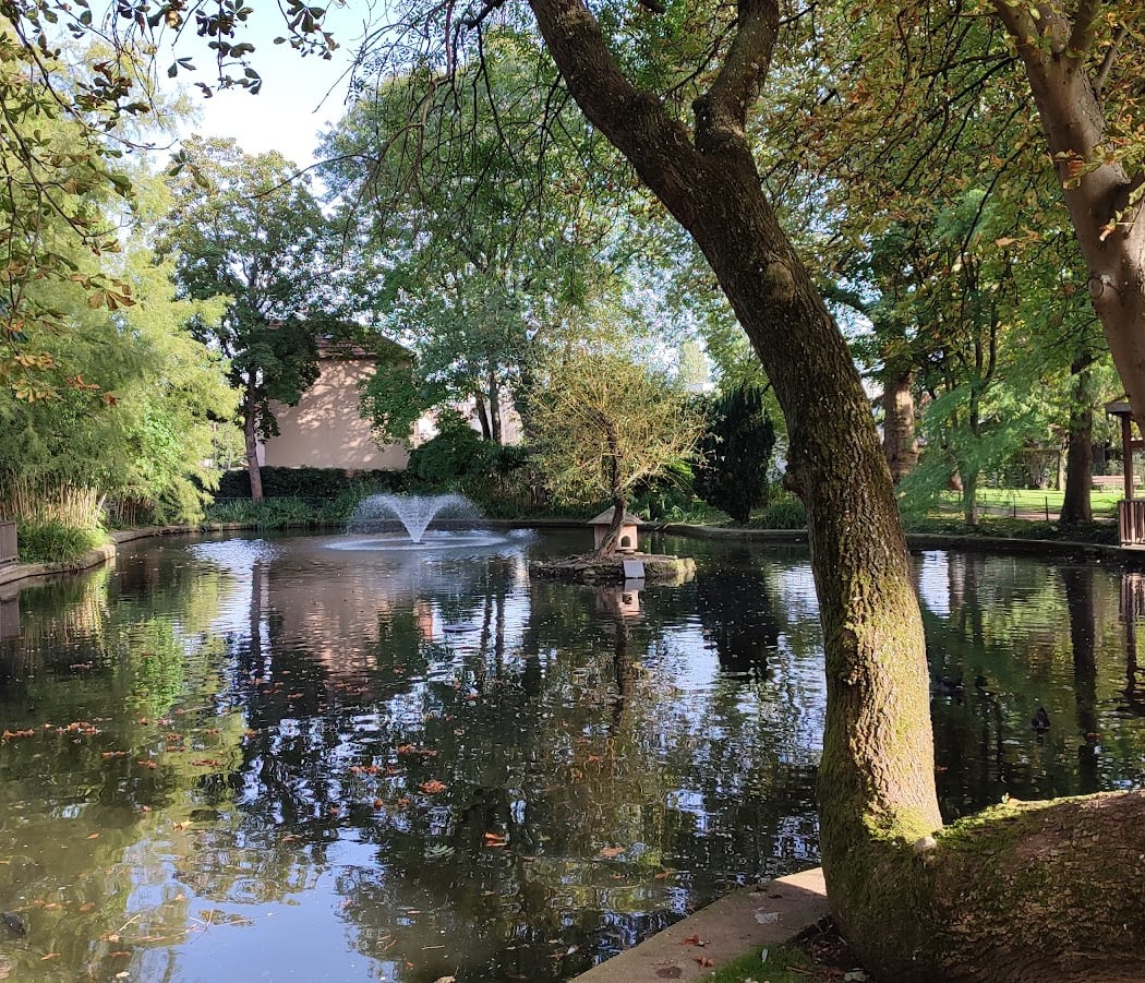 Parc Gainville - Parc des Cygnes (entrée rue des 2 ponts) 2