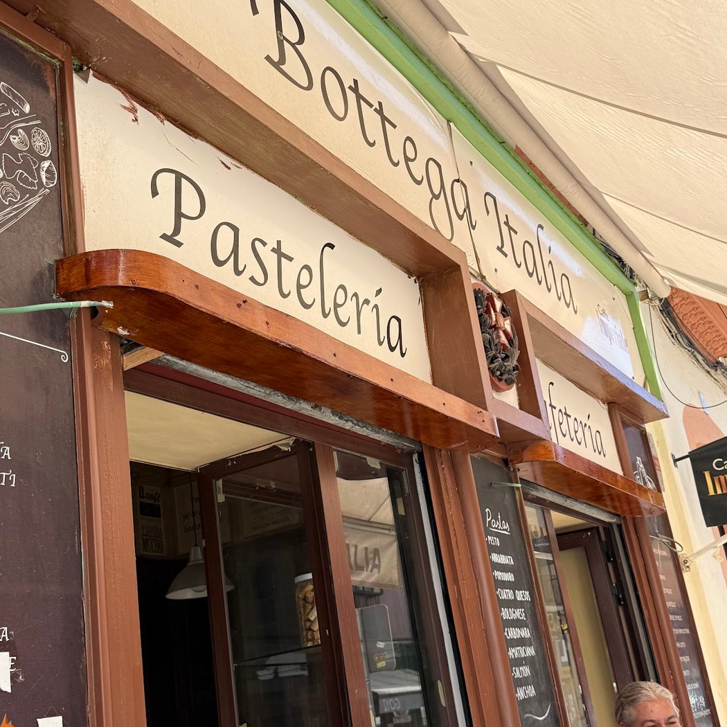 Bottega Italia 3