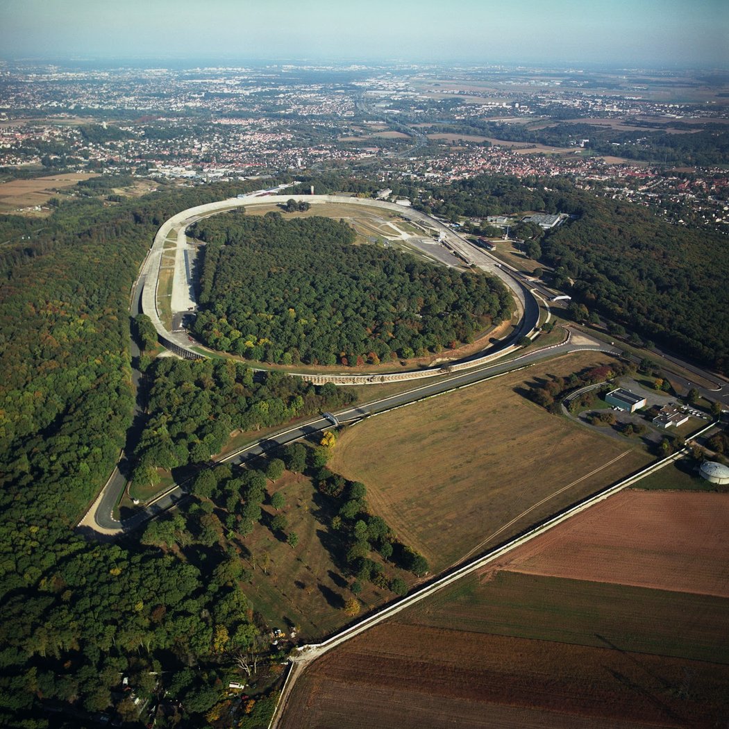 Stage de Pilotage Aston Martin 3