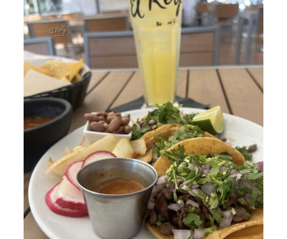 El Rey Mexican Bar and Grill 3