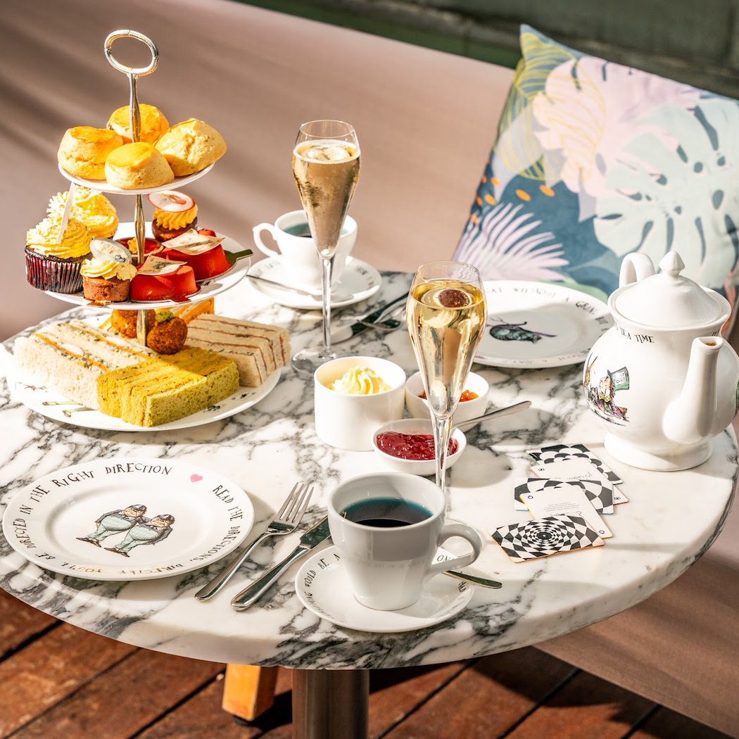 Mad Hatters Afternoon Tea @ Sanderson London 1