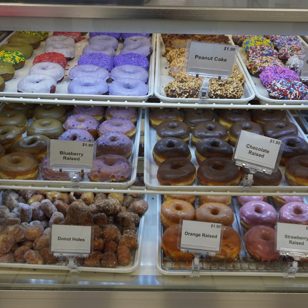 Dainty Donuts 1