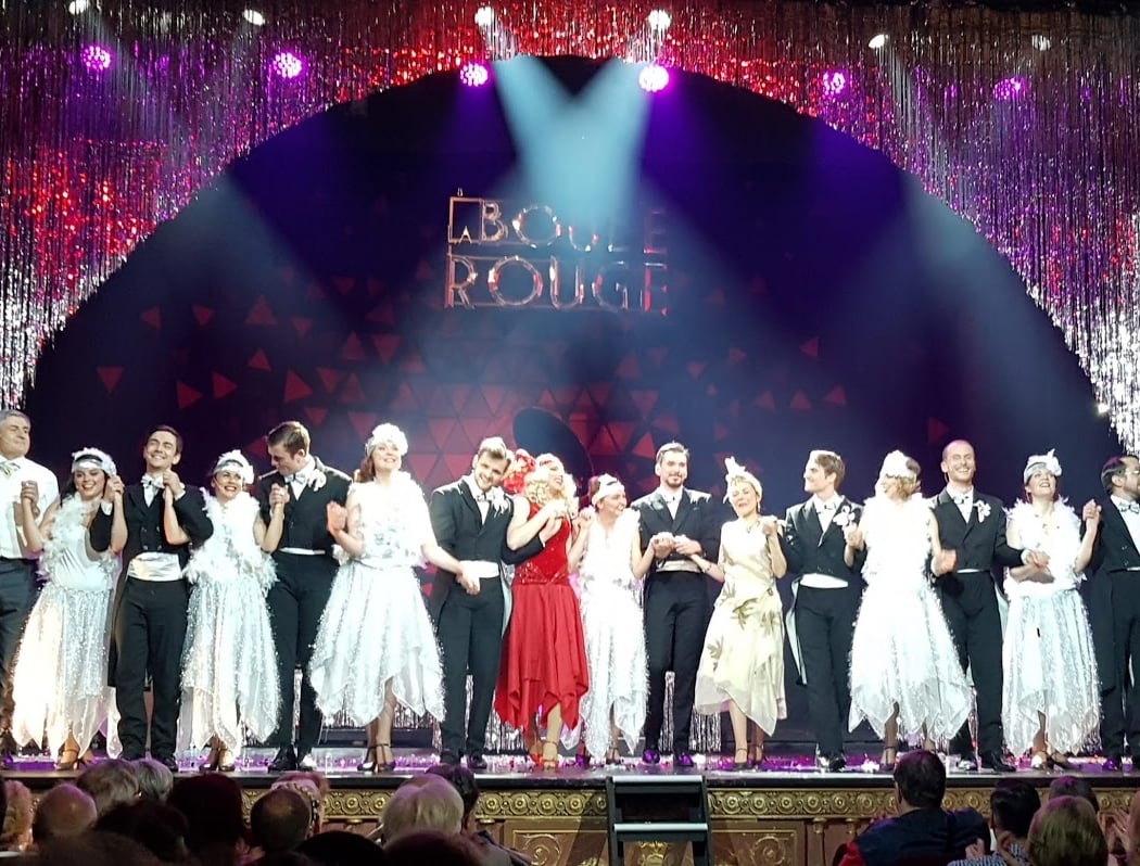 La Boule Rouge 1