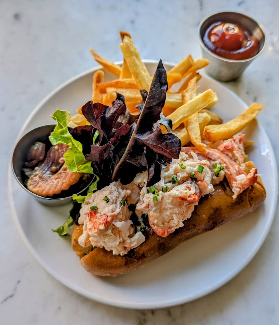 Ed's Lobster Bar 1