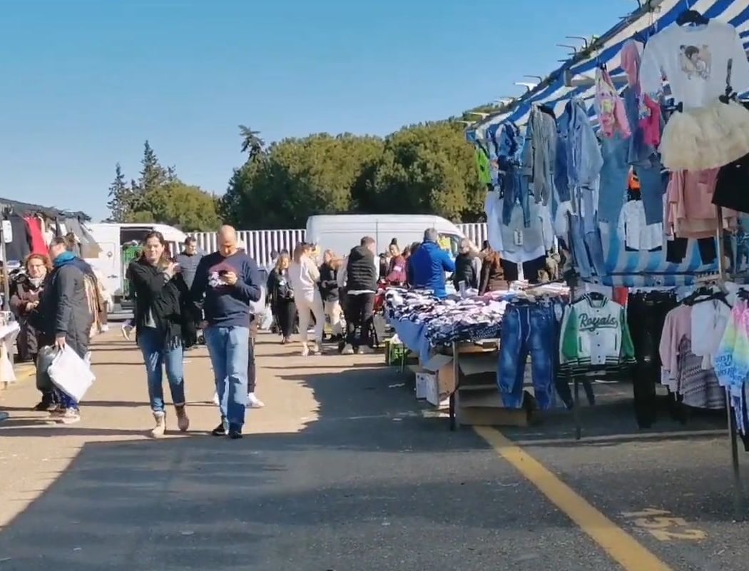Mercadillo Sevilla Este 3
