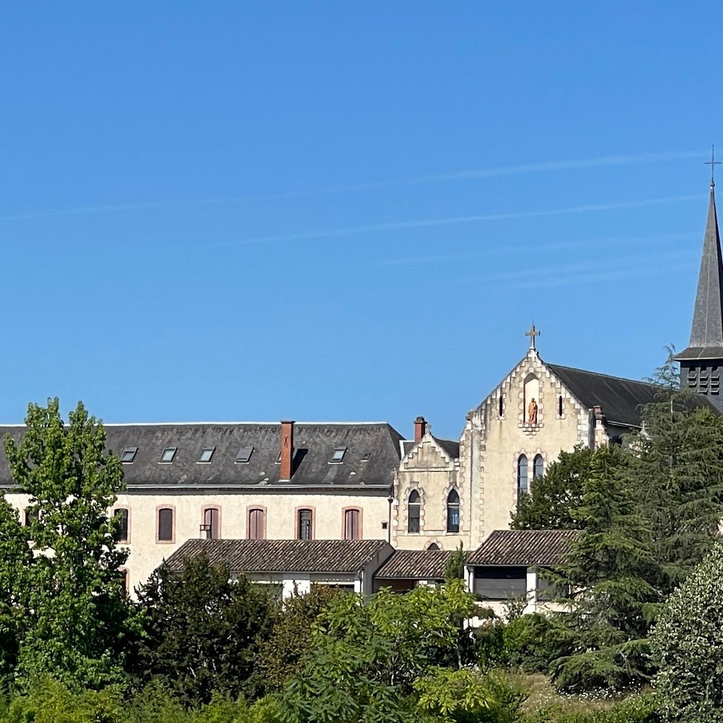 Abbaye d'Echourgnac 2