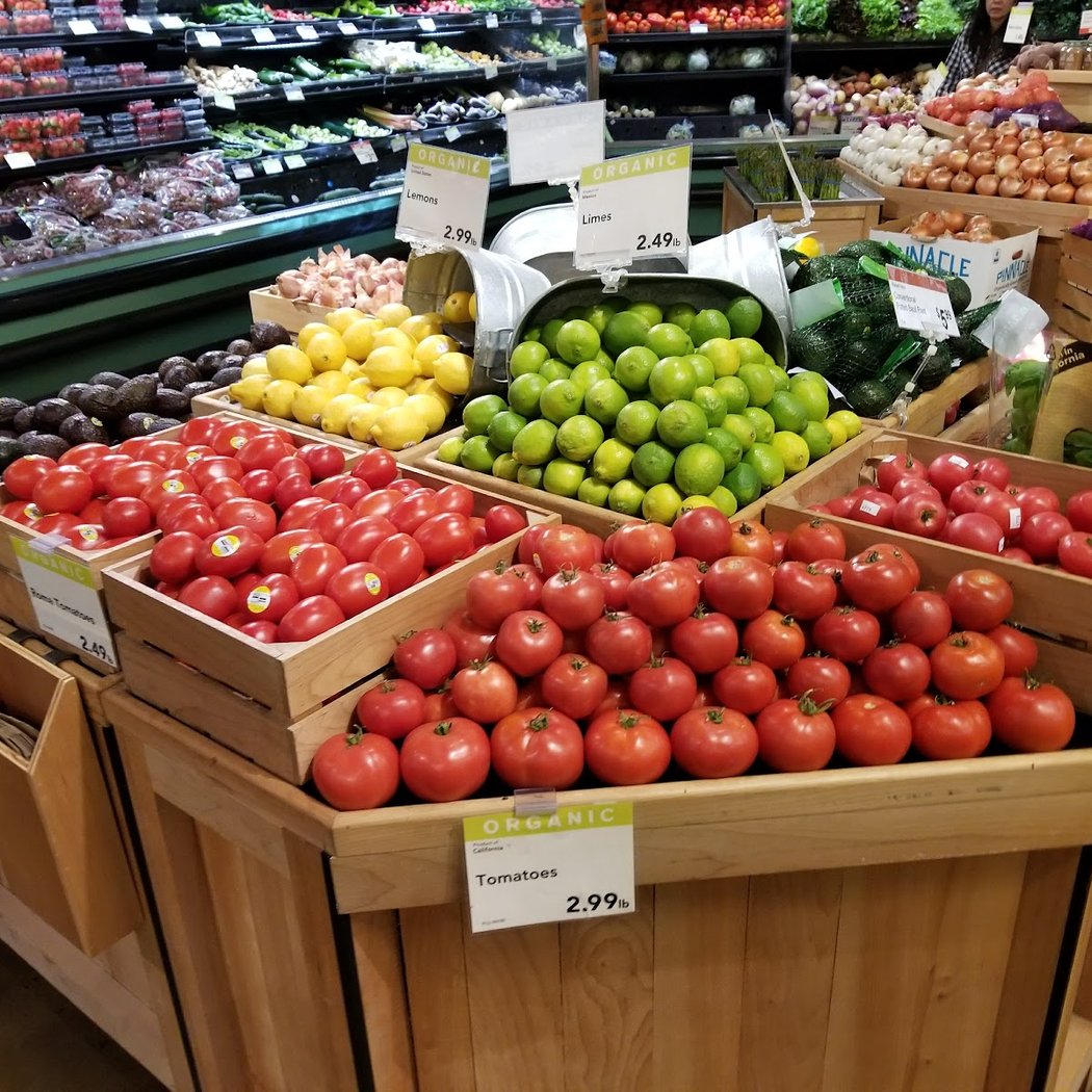 Silver Creek Community Market 1