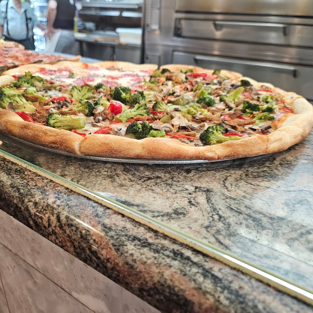 Rosa's Pizza 3