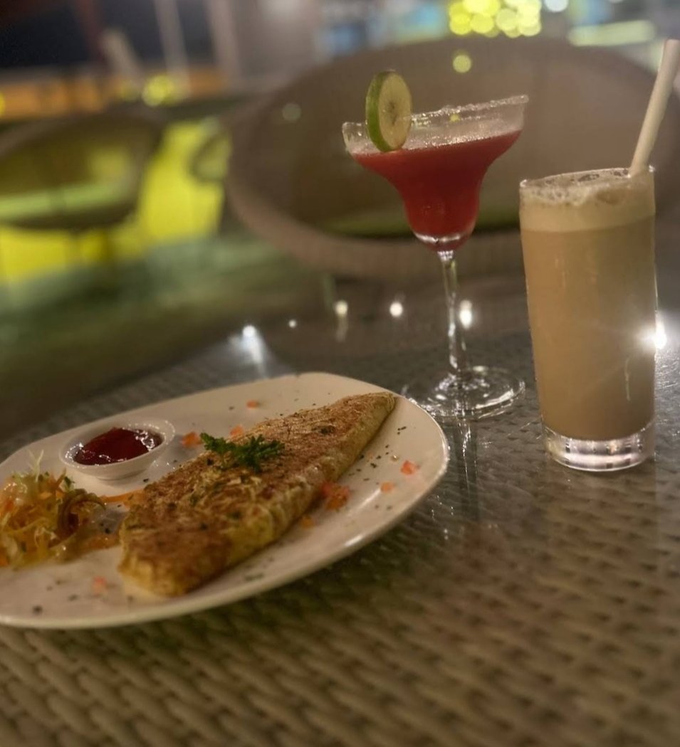 Cloud Cafe & Bar 2