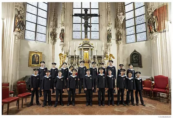 Vienna Boys Choir: Strauss For Ever 3