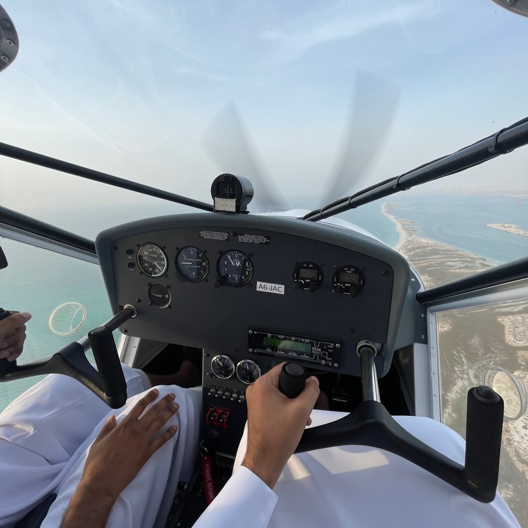 نادي الجزيرة للطيران Jazira Aviation Club 1