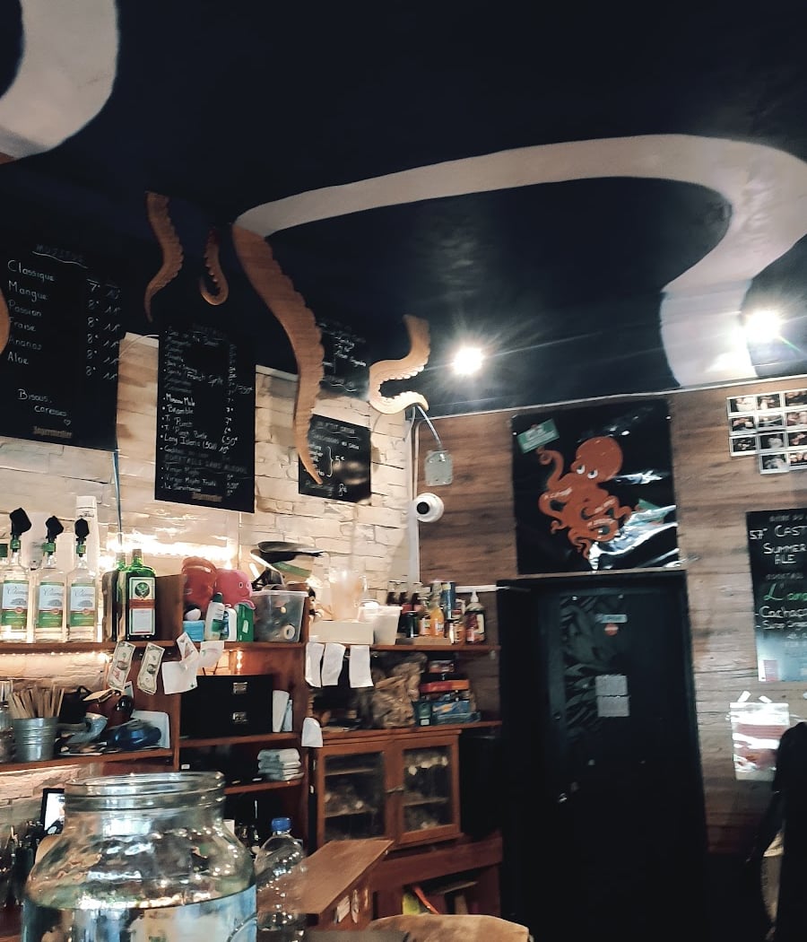Pulp Cosmopolitan Bar 2